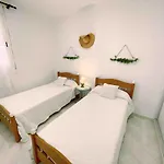 First Line Arenal Beach, Boho Chic Parking Daire *