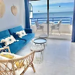 First Line Arenal Beach, Boho Chic Parking Daire