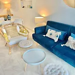 Daire First Line Arenal Beach, Boho Chic Parking Calp