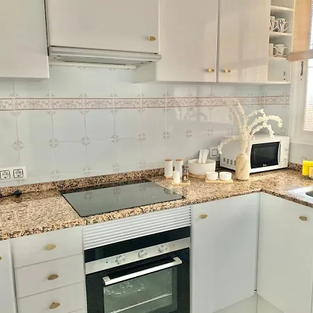 First Line Arenal Beach, Boho Chic Parking * Кальпе