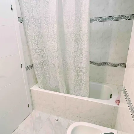 First Line Arenal Beach, Boho Chic Parking Appartement *