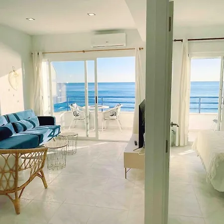 First Line Arenal Beach, Boho Chic Parking