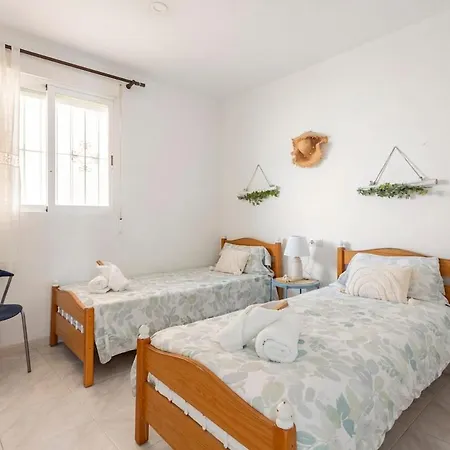 Apartment First Line Arenal Beach, Boho Chic Parking