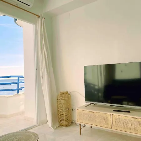 First Line Arenal Beach, Boho Chic Parking Apartment Calpe
